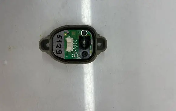 BMW 3 F30 F35 F31 LED ballast control module 1C5100D
