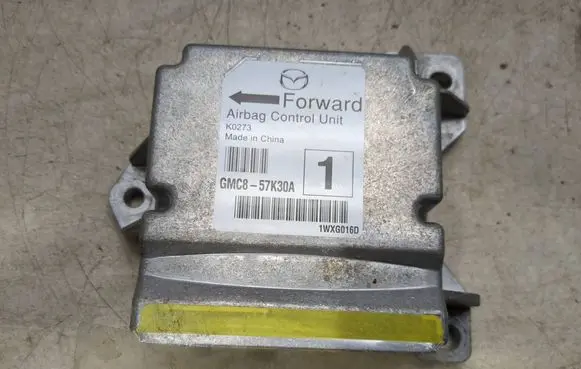 Mazda 6 Airbag control unit/module K0273 GMC857K30A 1WXG016D