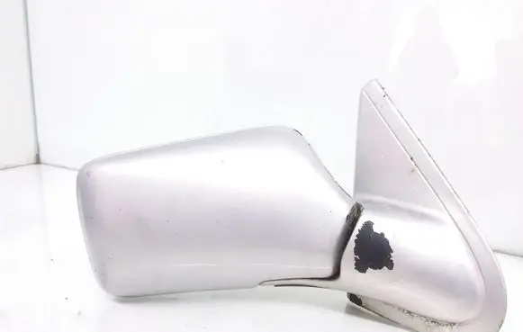 Volkswagen Golf III Front door electric wing mirror 055010
