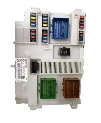 Volvo S60 Relay mounting block 31384933AB 98HL143720040XAA