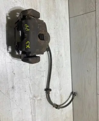 BMW X3 E83 Front brake caliper 6030545648
