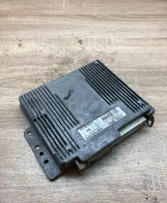 Renault Megane I Engine control unit/module ECU 7700870572 7700103983F BVA
