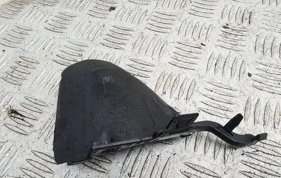 Audi A4 S4 B9 Intercooler air guide/duct channel 8W0121673B