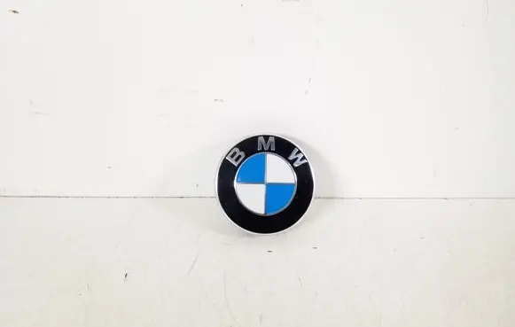 BMW X1 F48 F49 Manufacturer badge logo/emblem 36 13 6850834