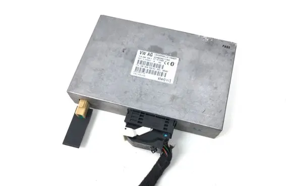 Volkswagen Touareg I Bluetooth control unit module 7L6035729F