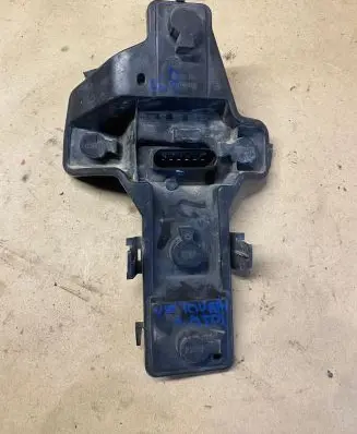 Volkswagen Touran I Tail light bulb cover holder 1T0945257D 158687