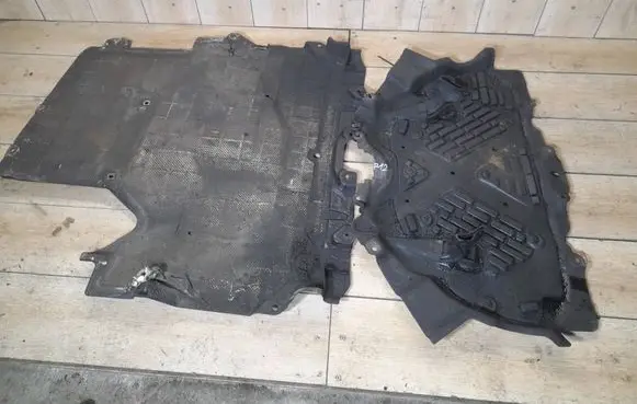 Mercedes-Benz S W222 Gearbox bottom protection A2225200823