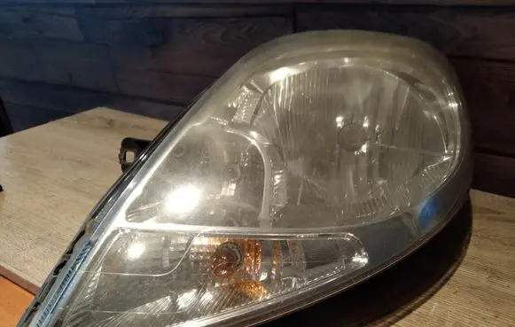 Nissan Primastar Headlight/headlamp 8200701363 89314010 93859833