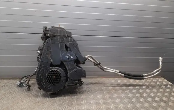 Chrysler Pacifica Interior heater climate box assembly 68342100AB