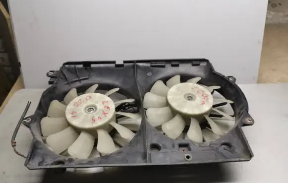 Lexus IS 220D-250-350 Fan set 1636326070 1680004960 1636326060
