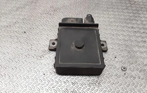 Mercedes-Benz C W203 Glow plug pre-heat relay 0522130702