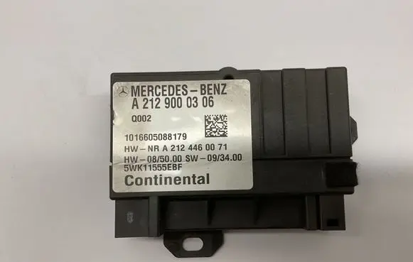 Mercedes-Benz E W212 Fuel injection pump control unit/module A2129000306 5WK11555EBF A2124460071