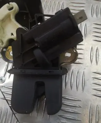 Audi A4 S4 B7 8E 8H Loading door lock 4F5827505