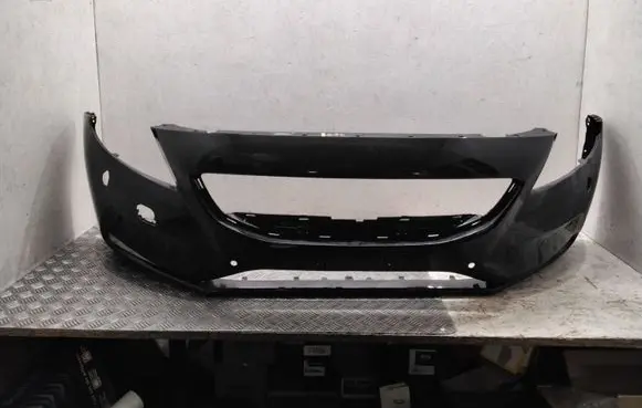 Volvo V40 Front bumper 31416623 31333045