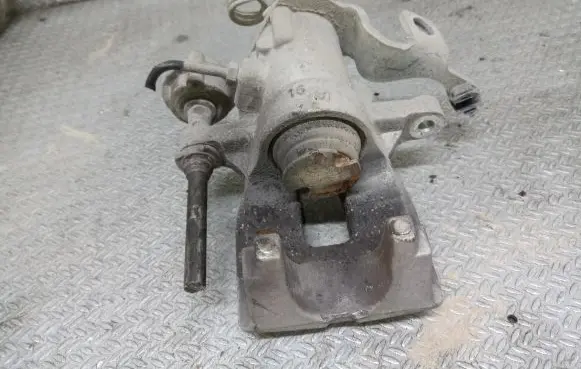 Citroen C4 Grand Picasso Rear brake caliper