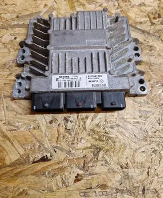 Renault Scenic II - Grand scenic II Engine control unit/module 8200542288 8200495479 S122326107A