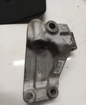 Fiat Ducato Engine mounting bracket 5801834878