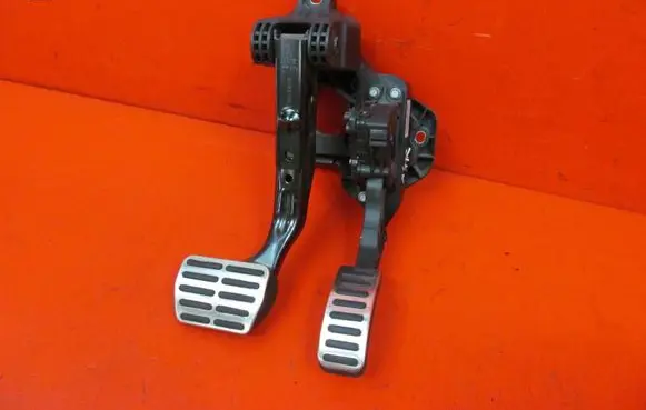 Audi A1 Pedal assembly 6R1723058 6Q1723503P