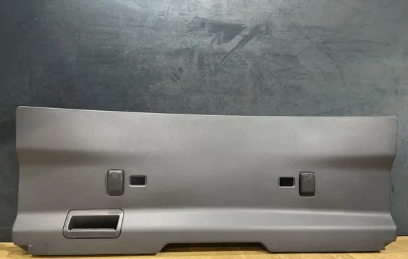Land Rover Discovery 5 Tailgate/boot lid cover trim HY3245594AD