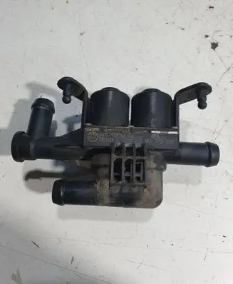 BMW 5 F10 F11 Coolant heater control valve 9119164 130403 1147412200