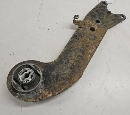 Rear upper control arm/wishbone