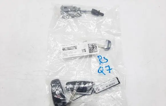 Audi Q7 4M Tool set 4M1800375E