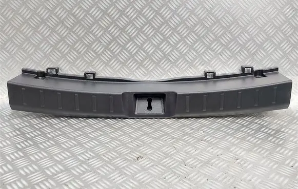 Mitsubishi Eclipse Cross Trunk/boot sill cover protection 7240A222ZZ