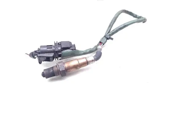Mercedes-Benz C W204 Lambda probe sensor 0258017108