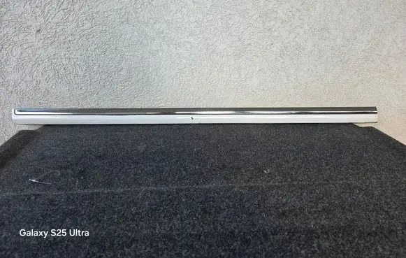 Volkswagen PASSAT B7 Front door trim (molding) 3AA854939A