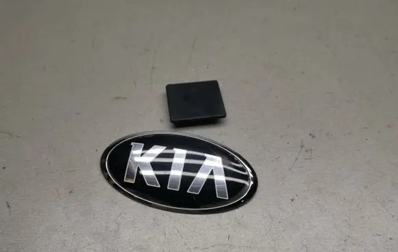 KIA Optima Manufacturers badge/model letters 863202T500 957602T600