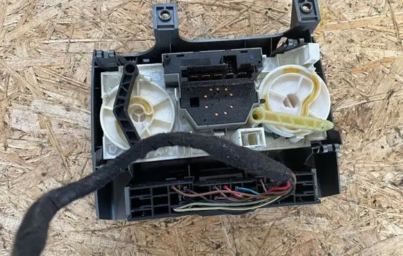 Opel Zafira A Climate control unit 024420732
