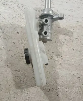 Master brake cylinder