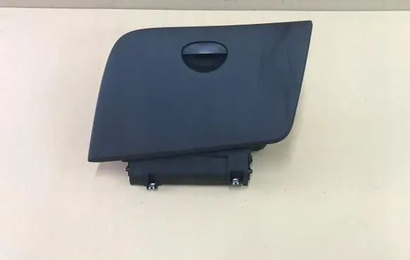 Seat Leon (1P) Glove box
