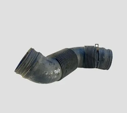 Seat Ibiza III (6L) Air intake hose/pipe 5Q0129684P T1821