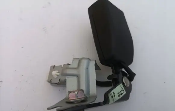 Mazda 3 III Seat belt trim BHS2bocianteile
