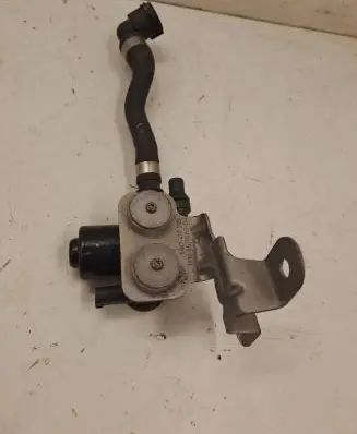 Coolant heater control valve