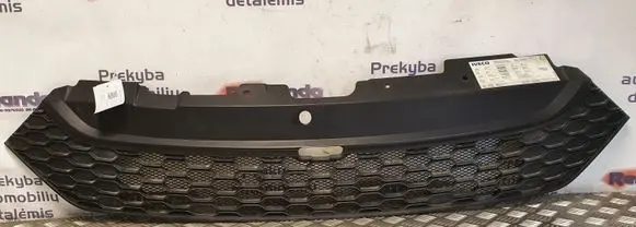 Iveco Daily 35 - 40.10 Front bumper upper radiator grill 5801543607 5801587018