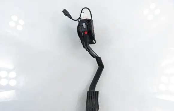Peugeot 407 Accelerator throttle pedal 0280755012 9650341780 F00C3P2335