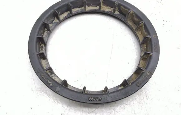 Volvo V70 In tank fuel pump screw locking ring/nut 8649739
