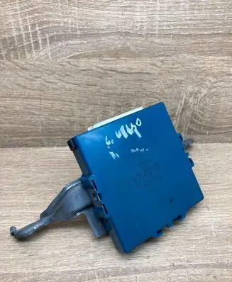 Toyota Corolla Verso AR10 Combustion control unit/module 896180F020 1238009021