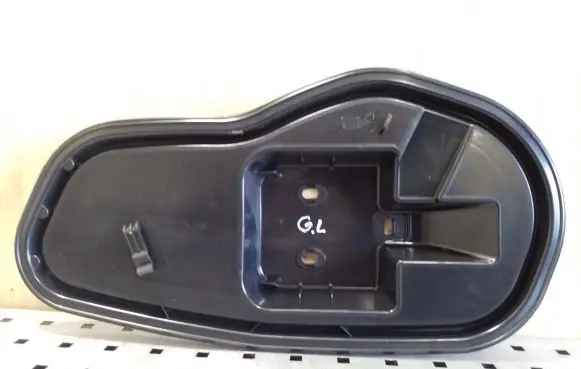 Skoda Superb B8 (3V) Other rear door trim element 3V0839915C