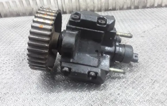 Renault Laguna II Fuel injection high pressure pump 7700104018D