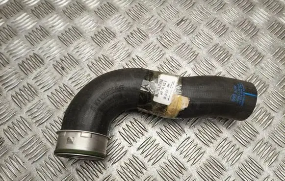 Audi A3 S3 8P Air intake hose/pipe 1K0145832Q