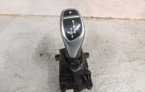 BMW 4 F36 Gran coupe Gear shifter/selector 9296899 90358162311886 1009995200