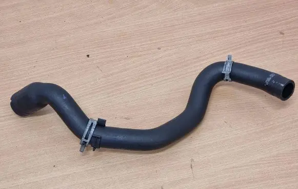 Volvo V50 Engine coolant pipe/hose AV618260GA