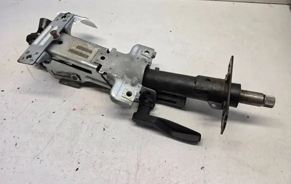 Volvo S80 Steering wheel axle 30643601