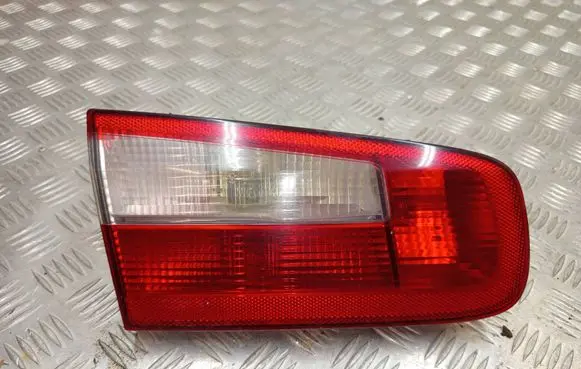 Renault Laguna II Tailgate rear/tail lights