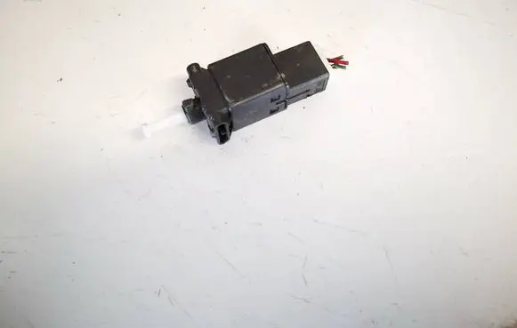 Mazda 6 Brake pedal sensor switch gj6e