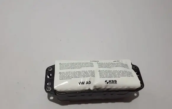 Audi Q8 Passenger airbag 4M8880204E