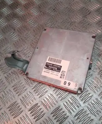Toyota RAV 4 (XA20) Engine control unit/module 1758005480 8966142B50